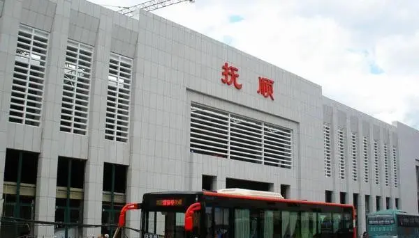 包头到抚顺物流公司/专线 实时反馈/全+境+达+到